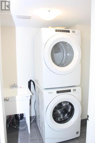 2620 Deputy Minister Path, Oshawa, ON - Indoor Photo Showing Laundry Room