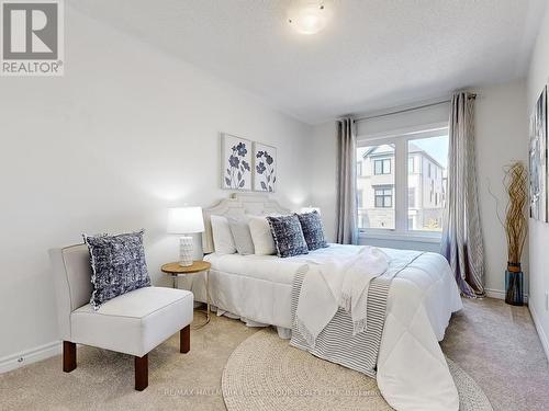 340 Okanagan Path, Oshawa, ON - Indoor Photo Showing Bedroom