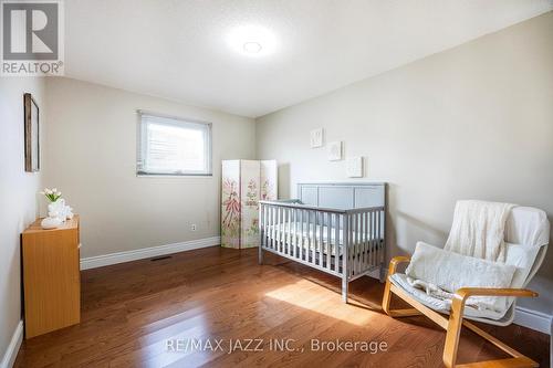 50 Squire Drive, Richmond Hill (Devonsleigh), ON - Indoor Photo Showing Bedroom