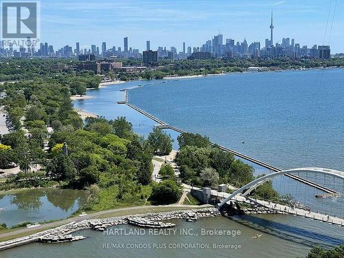 809 - 2083 Lake Shore Boulevard W, Toronto, ON - Outdoor With Body Of Water With View