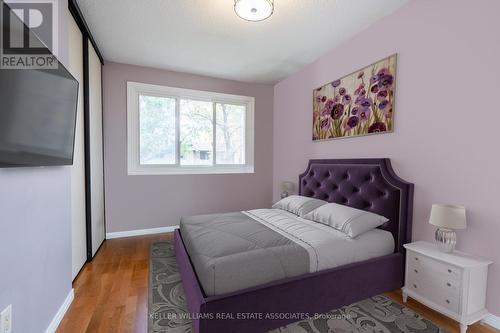 6909 Shelter Bay Road, Mississauga, ON - Indoor Photo Showing Bedroom