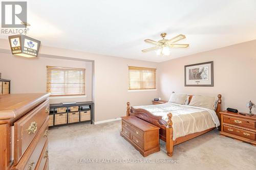 6017 Chidham Crescent, Mississauga, ON - Indoor Photo Showing Bedroom