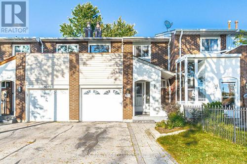 6017 Chidham Crescent, Mississauga, ON - Outdoor With Facade