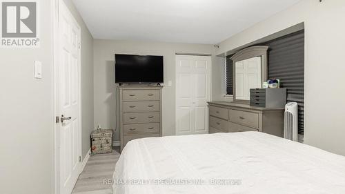 147 Fleetwood Crescent, Brampton, ON - Indoor Photo Showing Bedroom