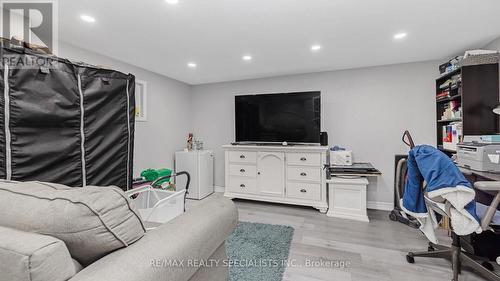 147 Fleetwood Crescent, Brampton, ON - Indoor