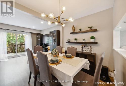 112 - 2149 Mountain Grove Avenue, Burlington, ON - Indoor Photo Showing Dining Room