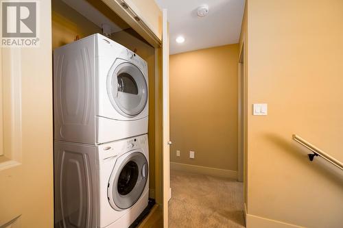 2046 Robson Place Unit# 29, Kamloops, BC - Indoor Photo Showing Laundry Room