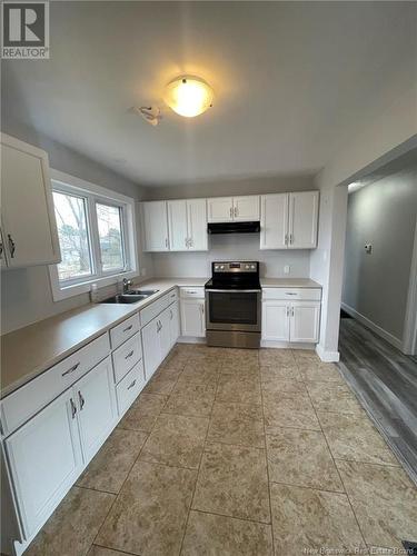 213 Snow Avenue, Moncton, NB - Indoor Photo Showing Kitchen With Double Sink