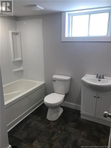 213 Snow Avenue, Moncton, NB - Indoor Photo Showing Bathroom