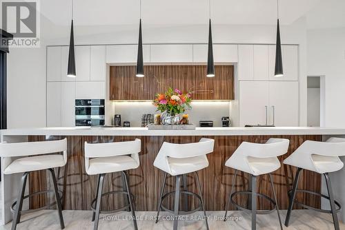 2761 Lockhart Road, Innisfil, ON - Indoor Photo Showing Dining Room