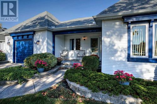 16 King'S Court, Loyalist (Bath), ON - Outdoor With Deck Patio Veranda With Facade