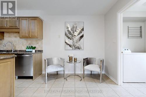 316 La Rocca Avenue, Vaughan, ON - Indoor Photo Showing Kitchen