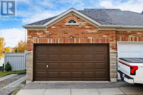 316 La Rocca Avenue, Vaughan, ON - Outdoor