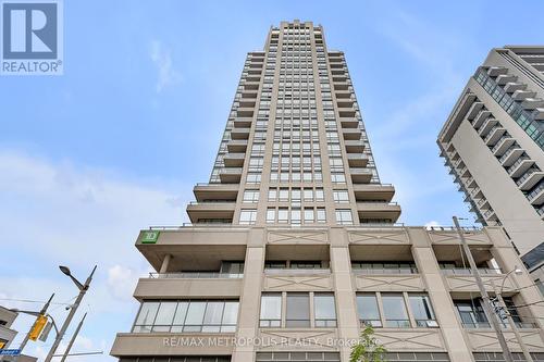 1508 - 500 St Clair Avenue W, Toronto, ON - Outdoor With Facade