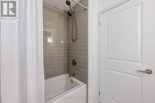 901 - 8 Mercer Street, Toronto, ON - Indoor Photo Showing Bathroom