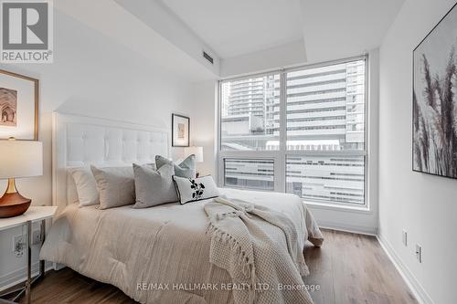 901 - 8 Mercer Street, Toronto, ON - Indoor Photo Showing Bedroom