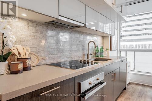 901 - 8 Mercer Street, Toronto, ON - Indoor Photo Showing Kitchen With Upgraded Kitchen