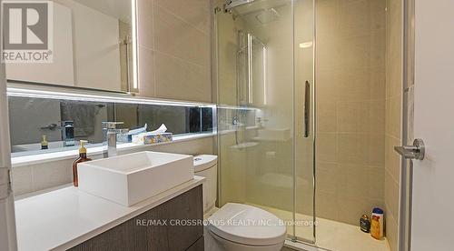 1701 - 215 Queen Street W, Toronto, ON - Indoor Photo Showing Bathroom