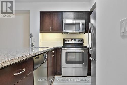 1603 - 19 Grand Trunk Crescent, Toronto, ON - Indoor Photo Showing Kitchen With Stainless Steel Kitchen