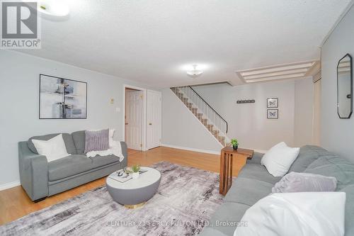 1 Plum Tree Way, Toronto, ON - Indoor Photo Showing Living Room