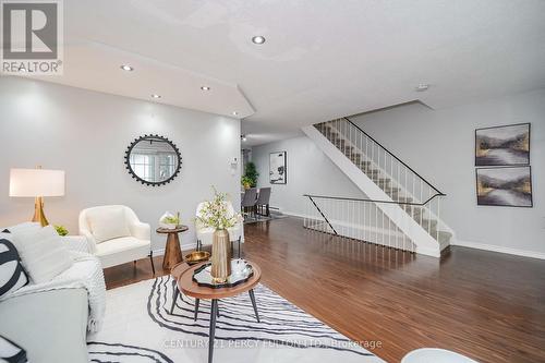 1 Plum Tree Way, Toronto, ON - Indoor