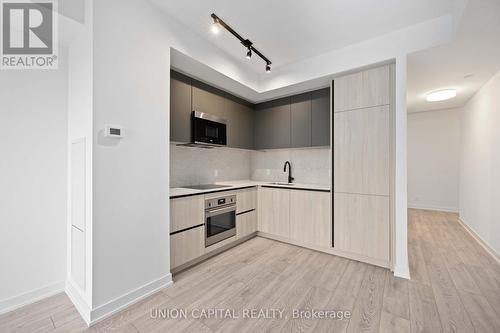 2615 - 108 Peter Street, Toronto, ON - Indoor Photo Showing Kitchen