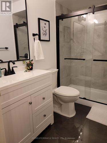 22 Exchequer Place, Toronto, ON - Indoor Photo Showing Bathroom