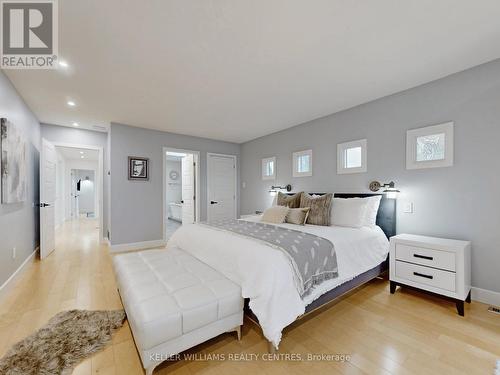 4 Child Drive, Aurora, ON - Indoor Photo Showing Bedroom