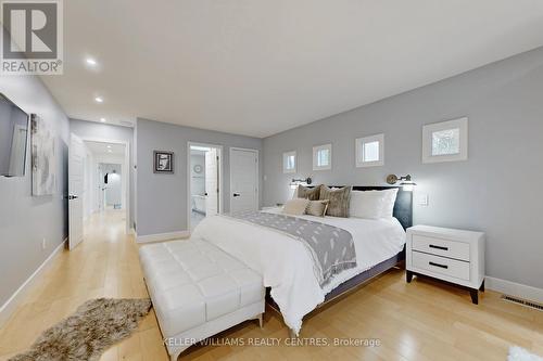 4 Child Drive, Aurora, ON - Indoor Photo Showing Bedroom