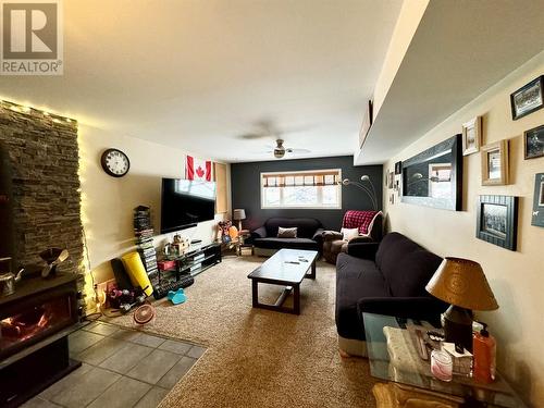 2013 87A Avenue, Dawson Creek, BC - Indoor Photo Showing Other Room