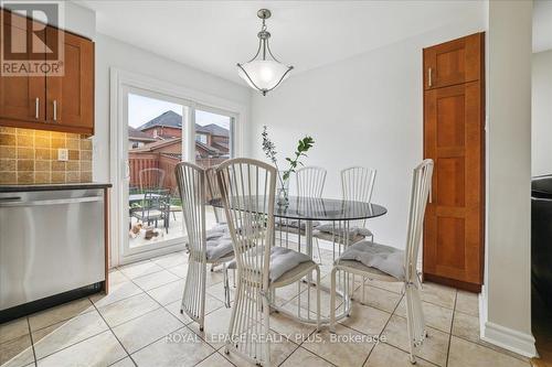 31 Fiddleneck Crescent, Brampton, ON - Indoor Photo Showing Dining Room