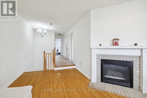 31 Fiddleneck Crescent, Brampton, ON - Indoor Photo Showing Living Room With Fireplace