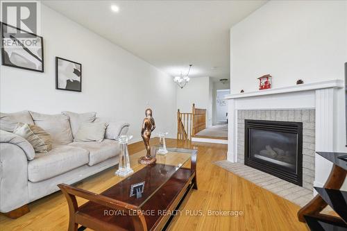 31 Fiddleneck Crescent, Brampton, ON - Indoor Photo Showing Living Room With Fireplace