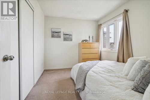 31 Fiddleneck Crescent, Brampton, ON - Indoor Photo Showing Bedroom