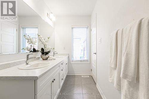 134 Yates Drive, Milton, ON - Indoor Photo Showing Bathroom