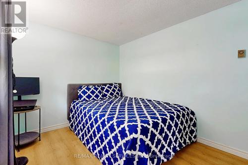 14 Greenhills Square, Brampton, ON - Indoor Photo Showing Bedroom