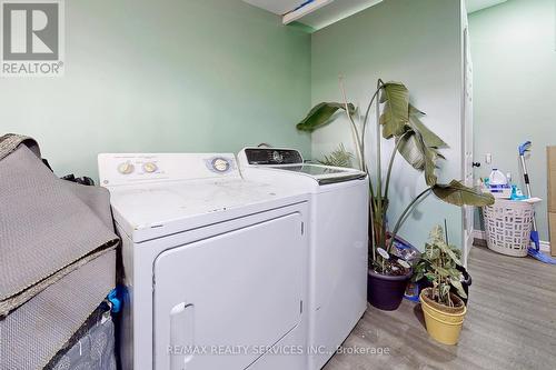 14 Greenhills Square, Brampton, ON - Indoor Photo Showing Laundry Room