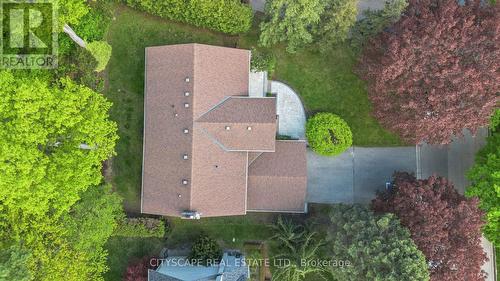 1836 Friar Tuck Court, Mississauga, ON - Outdoor