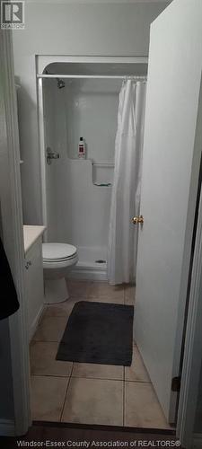 1535 Grand Marais Road West Unit# 105, Windsor, ON - Indoor Photo Showing Bathroom