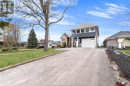 1696 Caille Avenue, Lakeshore, ON - Outdoor