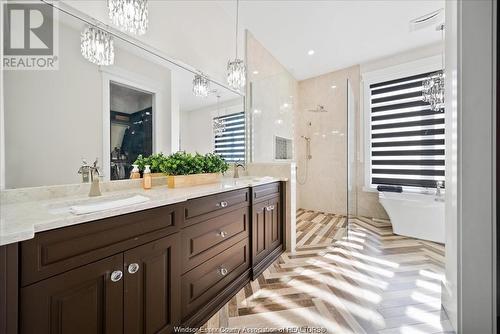 897 Talbot Road, Maidstone, ON - Indoor Photo Showing Bathroom