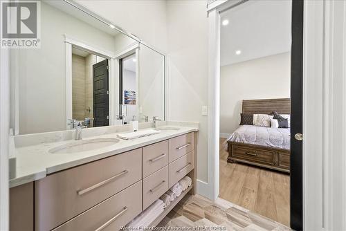 897 Talbot Road, Maidstone, ON - Indoor Photo Showing Bathroom