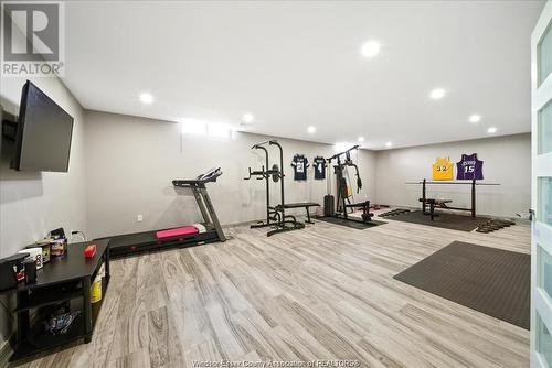 897 Talbot Road, Maidstone, ON - Indoor Photo Showing Gym Room