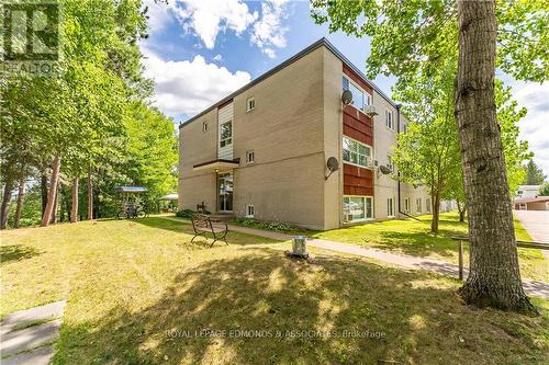 42A Huron Street, Deep River, ON - Outdoor