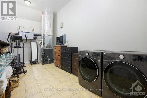 18924 County Road 22 Road, North Glengarry, ON - Indoor Photo Showing Laundry Room