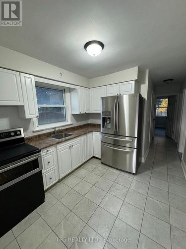 Main - 119 Cadillac Avenue S, Oshawa (Central), ON - Indoor Photo Showing Kitchen With Stainless Steel Kitchen