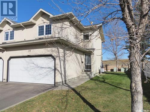 123 445 Bayfield Crescent, Saskatoon, SK - Outdoor