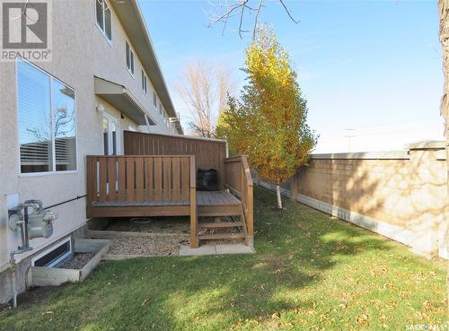 123 445 Bayfield Crescent, Saskatoon, SK - Outdoor