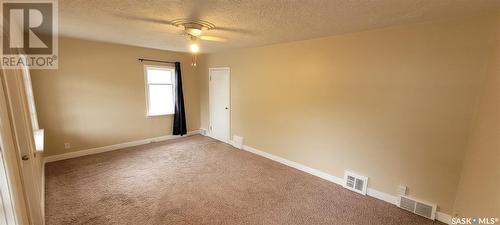 525 F Avenue S, Saskatoon, SK - Indoor Photo Showing Other Room