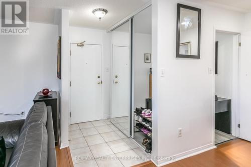 305B - 211 Forum Drive, Mississauga, ON - Indoor Photo Showing Other Room